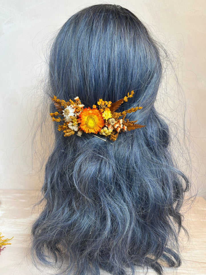 Terracotta Dried Flower Hair Comb | Fall Rustic Wedding – handmade floral hair accessory by magaela