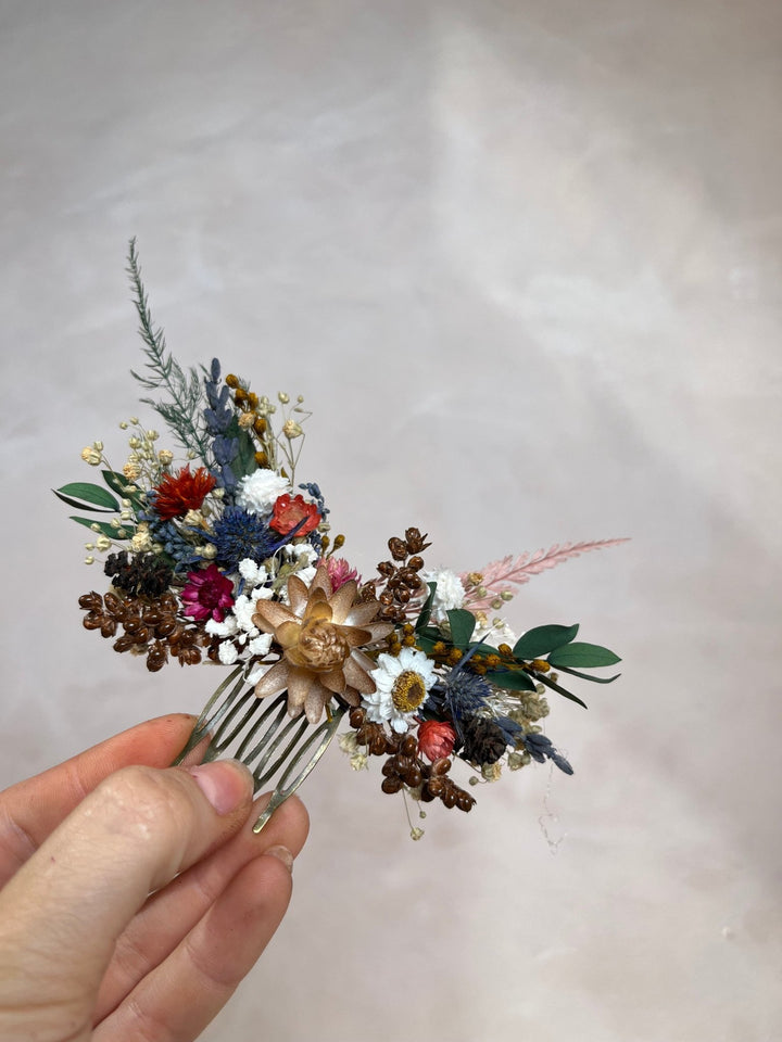 Autumn Bloom Dried Flower Hair Comb | Flower Bridal Hair Comb – handmade floral hair accessory by magaela