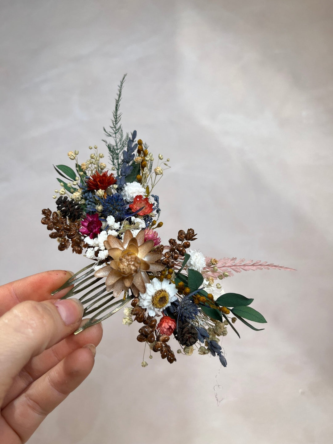 Autumn Bloom Dried Flower Hair Comb | Flower Bridal Hair Comb – handmade floral hair accessory by magaela