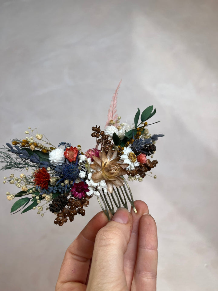 Autumn Bloom Dried Flower Hair Comb | Flower Bridal Hair Comb – handmade floral hair accessory by magaela