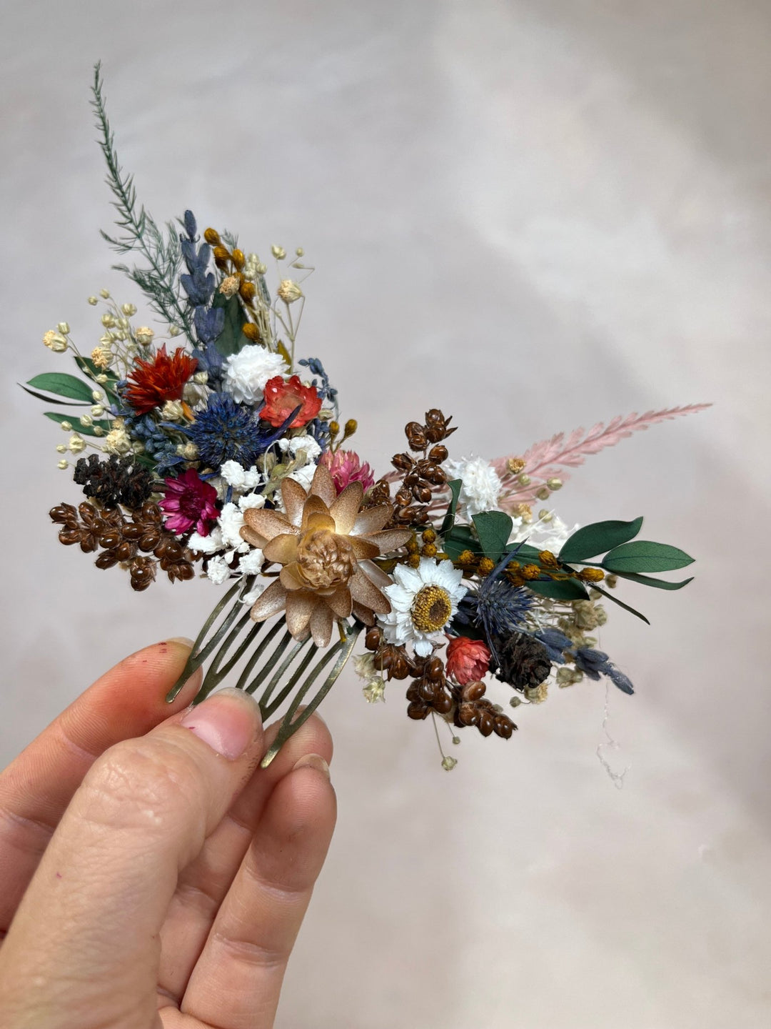 Autumn Bloom Dried Flower Hair Comb | Flower Bridal Hair Comb – handmade floral hair accessory by magaela