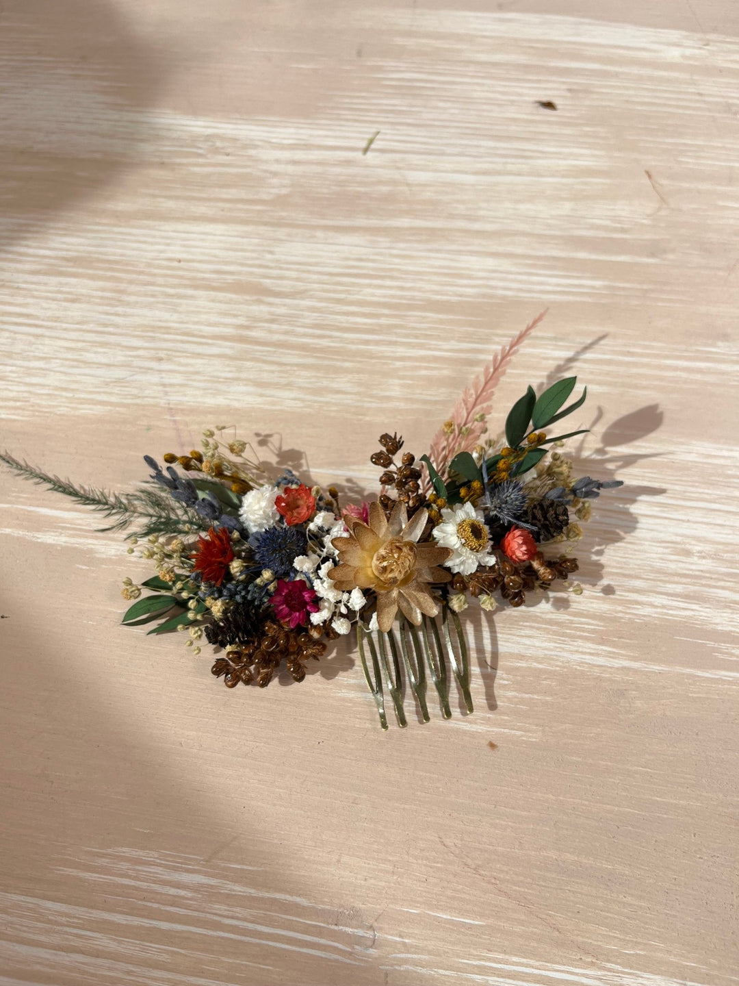 Autumn Bloom Dried Flower Hair Comb | Flower Bridal Hair Comb – handmade floral hair accessory by magaela
