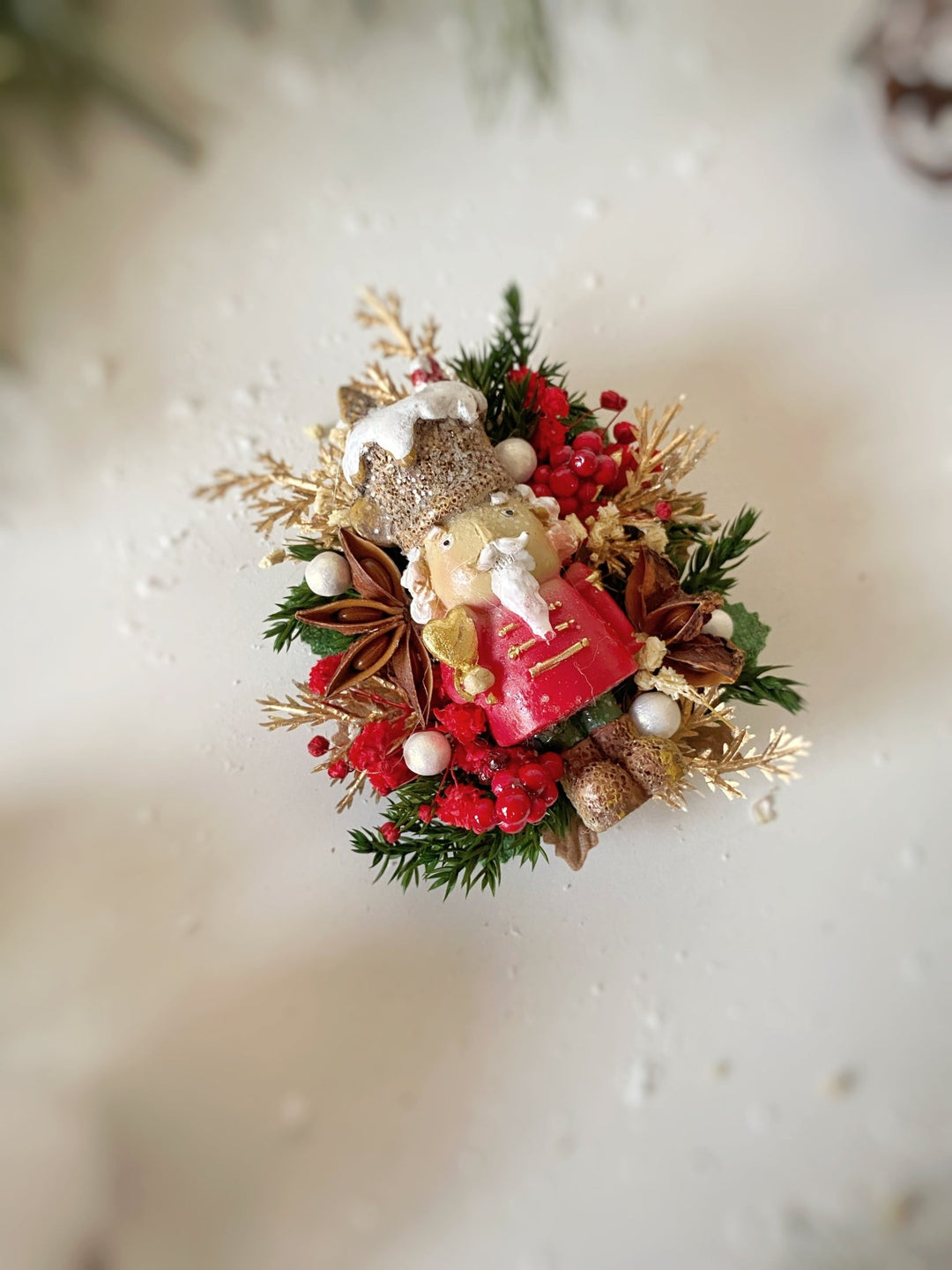 Nutcracker Christmas Brooch | Star Anise and Golden Leaves – handmade floral hair accessory by magaela