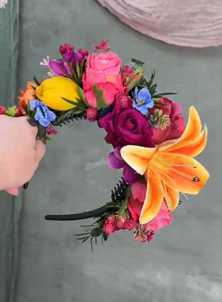Frida Flower Headband: Lily, Fuchsia, Summer Wedding Headpiece – handmade floral hair accessory by magaela