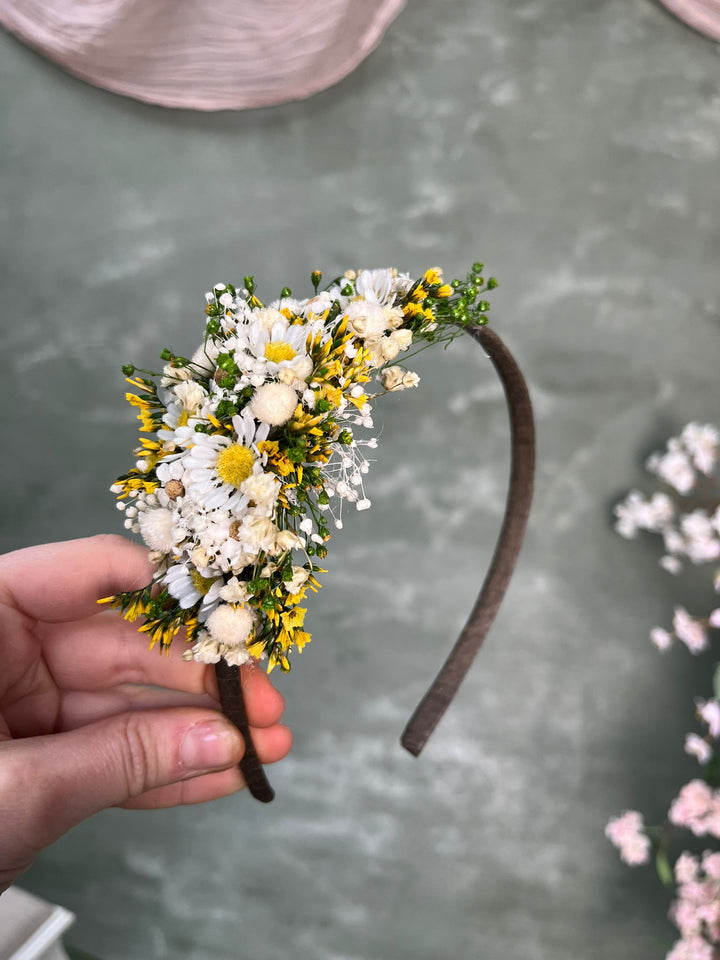 Floral Side Headband with Daisy Flowers in White and Yellow