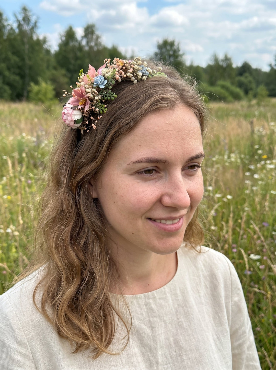 Blush Blue Wildflower Side Hair Headband with Peony, Blue Roses and Gypsophila – handmade floral hair accessory by magaela