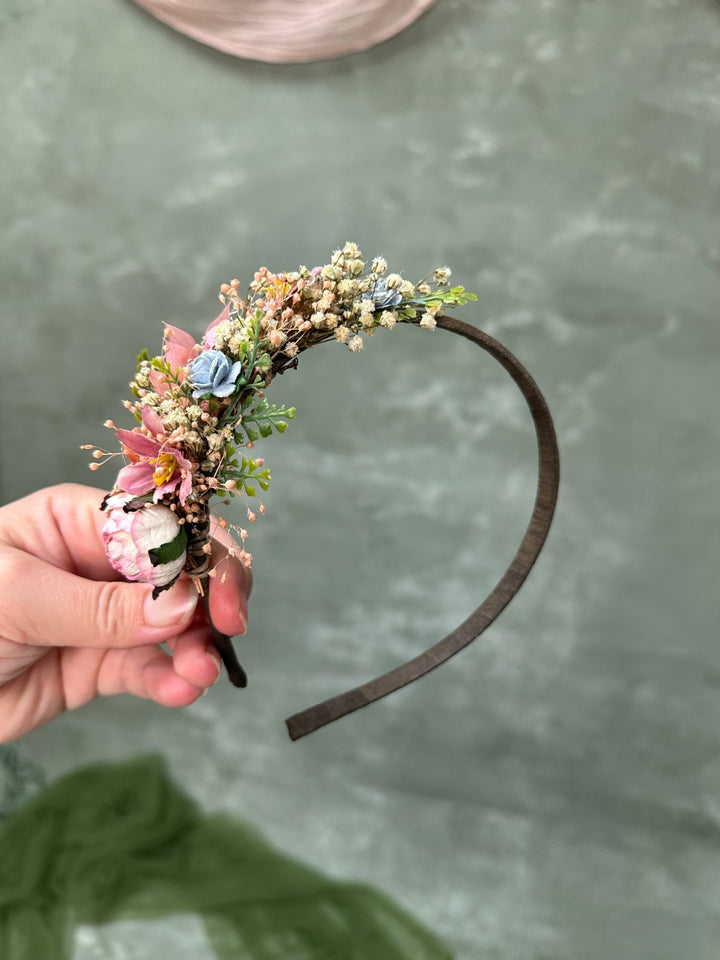 Blush Blue Wildflower Side Hair Headband with Peony, Blue Roses and Gypsophila – handmade floral hair accessory by magaela