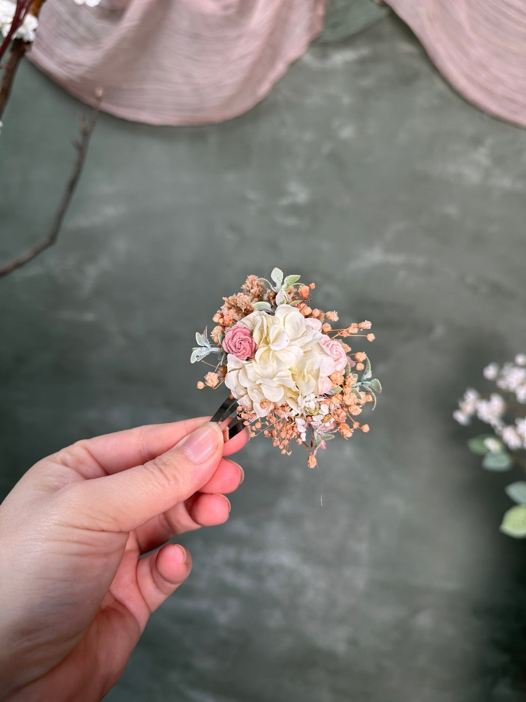 Floral Hair Clip with White/Pink Flowers and Preserved Gypsophila – handmade floral hair accessory by magaela