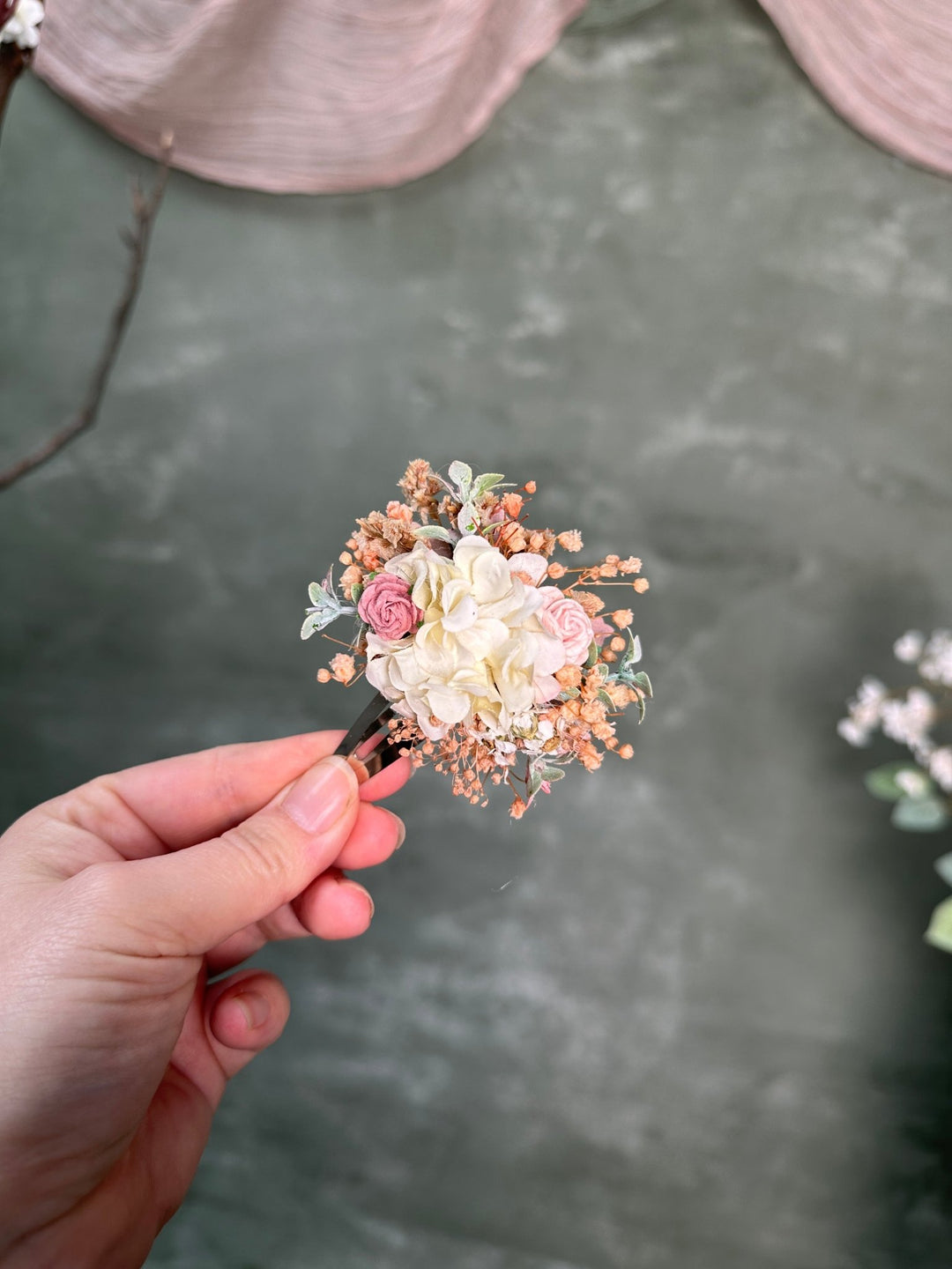 Floral Hair Clip with White/Pink Flowers and Preserved Gypsophila – handmade floral hair accessory by magaela