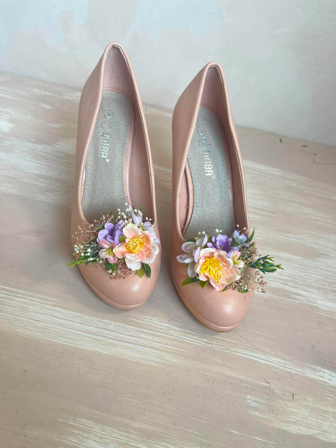 Apricot and Lilac Floral Shoe Clips with Gypsophila and Eucalyptus – handmade floral hair accessory by magaela