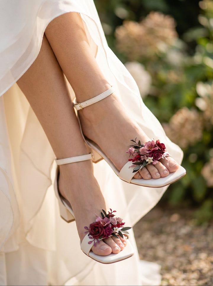 Burgundy Flower Shoe Clips: Boho Wedding Floral Decoration – handmade floral hair accessory by magaela
