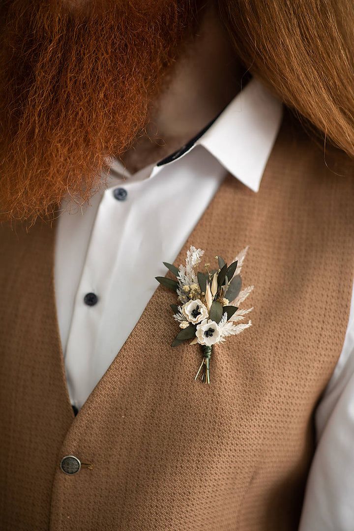 Greenery Anemone Boho Bridal Set – Bouquet, Boutonnieres & Hair Comb | Classic Boho Wedding – handmade floral hair accessory by magaela
