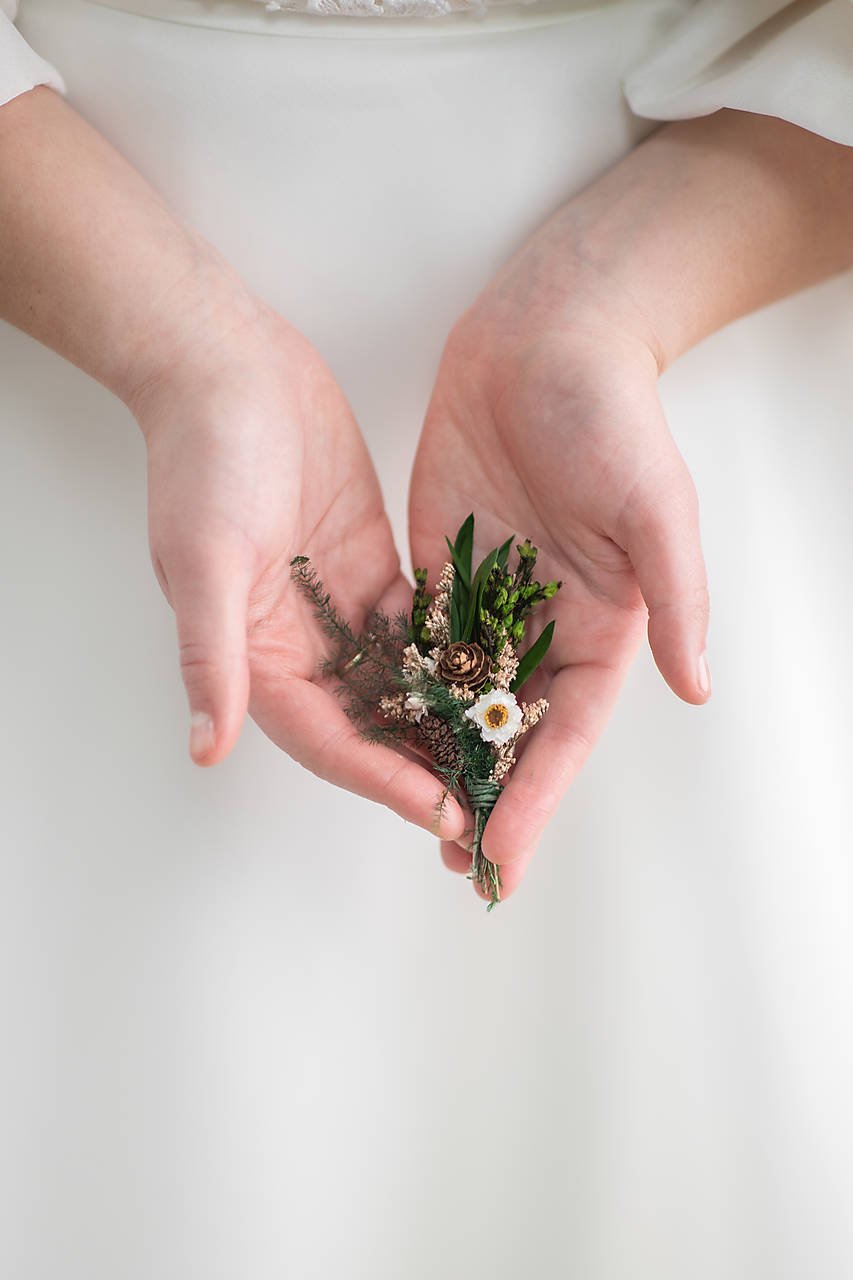 Woodland Greenery Bridal Set – Bouquet, Crown, Boutonniere, Hair Comb, Hair Pins & Bracelet – handmade floral hair accessory by magaela