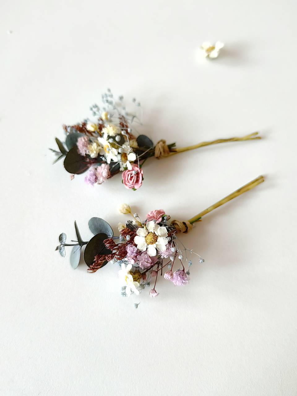 Pink Purple Dried Flower Hair Pins in Blush pink and Violet Tones – handmade floral hair accessory by magaela