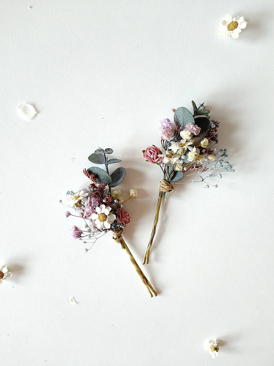 Pink Purple Dried Flower Hair Pins in Blush pink and Violet Tones – handmade floral hair accessory by magaela