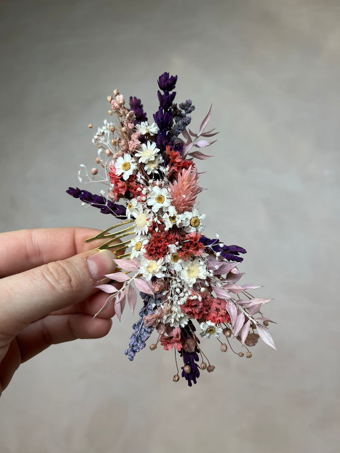Dried Flower Bridal Hair Comb with Preserved Botanicals in Purple, Pink and White