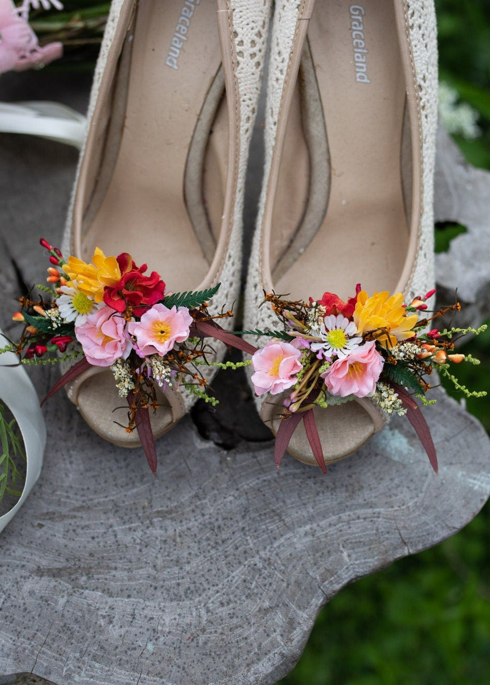 Summer Flower Shoe Clips: Bridal Wedding Accessories – handmade floral hair accessory by magaela