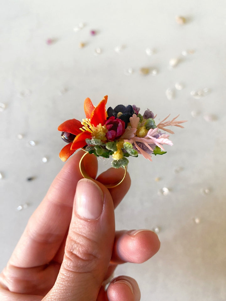 Colorful Wildflower Ring – Handmade Adjustable Flower Ring – handmade floral hair accessory by magaela