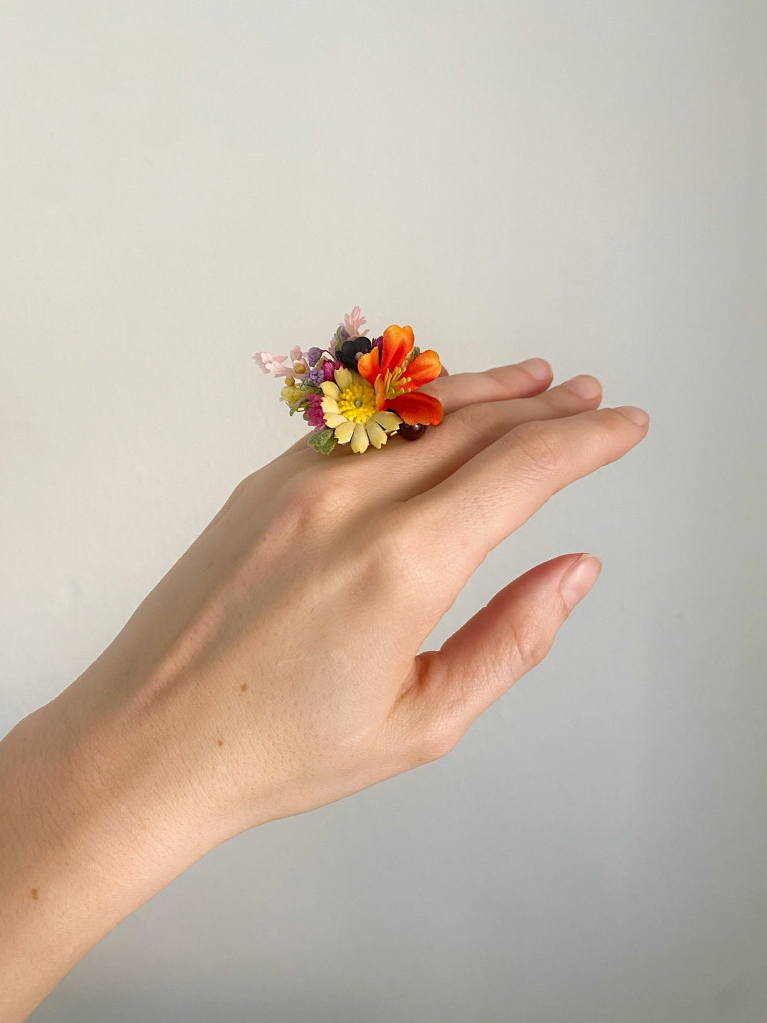 Colorful Wildflower Ring – Handmade Adjustable Flower Ring – handmade floral hair accessory by magaela