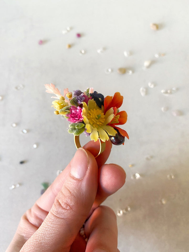 Colorful Wildflower Ring – Handmade Adjustable Flower Ring – handmade floral hair accessory by magaela