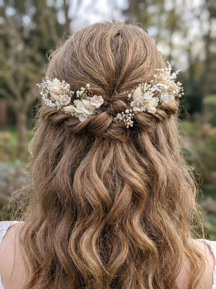 Cream Flower Hairpins: Boho Rustic Wedding Hairstyle – handmade floral hair accessory by magaela