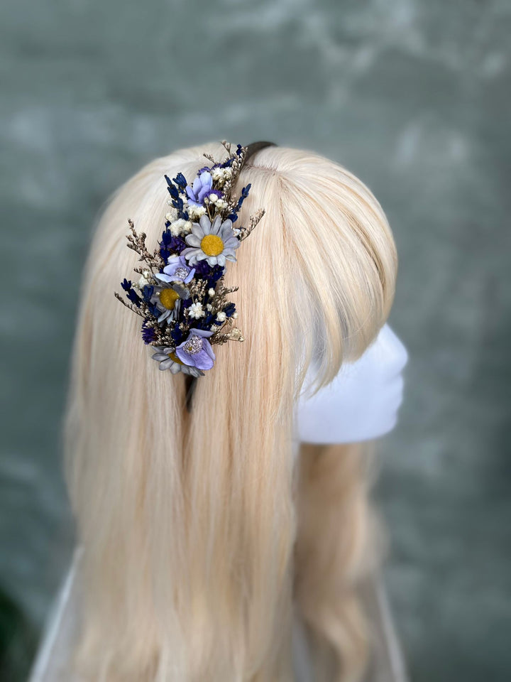 Blumenstirnband mit Gänseblümchen, Lavendel und Strandflieder