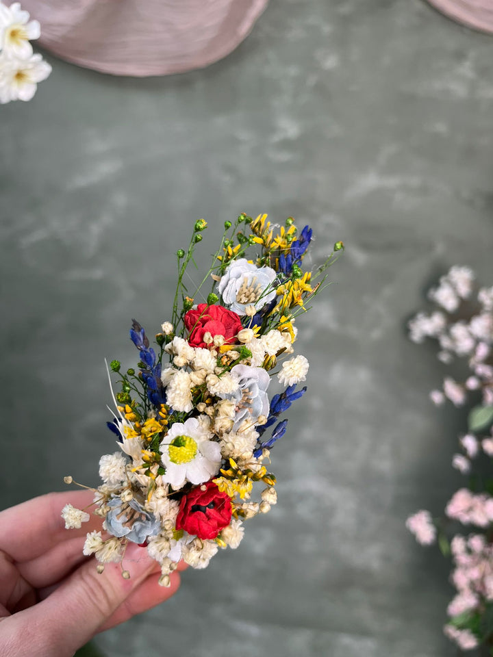 Florales Volksstirnband mit Wildblumen, Lavendel, Schleierkraut und gelben Blüten