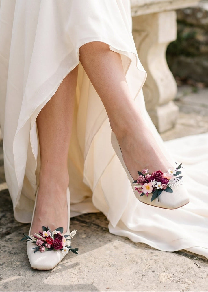 Handmade Flower Shoe Clips: Romantic Bridal Accessory – handmade floral hair accessory by magaela