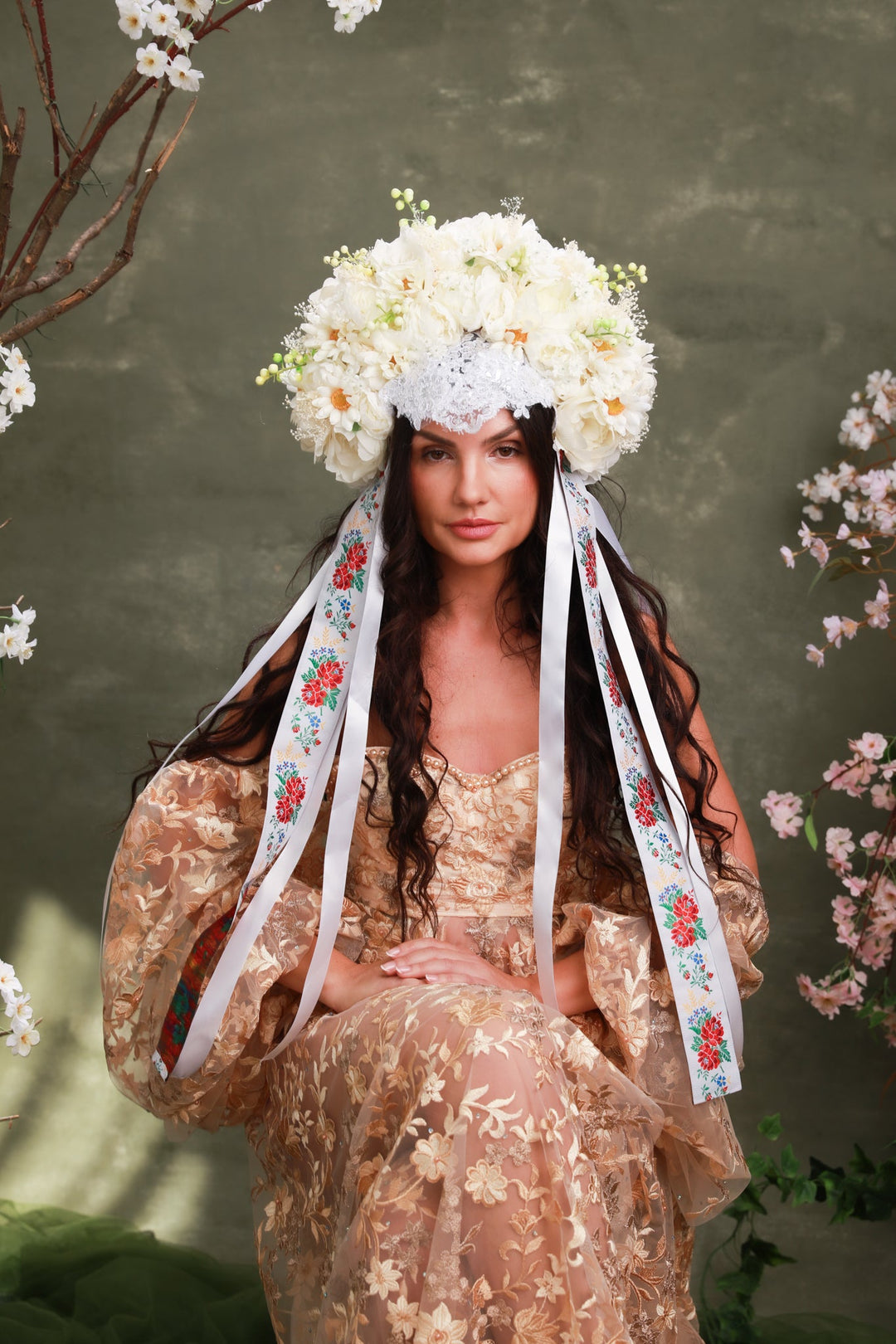 White Folk Bridal Crown with Daisies – Traditional Slovak Wedding Headpiece – handmade floral hair accessory by magaela