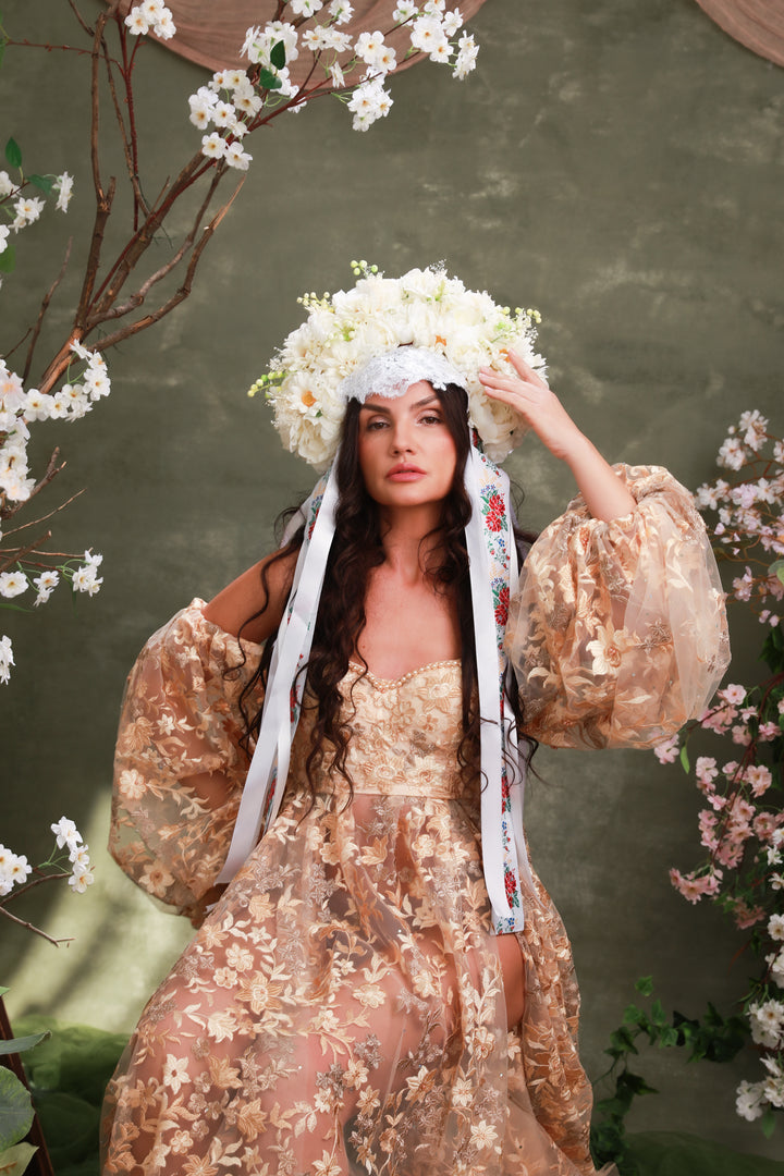 White Folk Bridal Crown with Daisies – Traditional Slovak Wedding Headpiece – handmade floral hair accessory by magaela