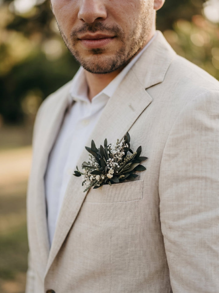 Greenery Wedding Boutonniere: Eucalyptus & Baby's Breath, Groom Accessory – handmade floral hair accessory by magaela