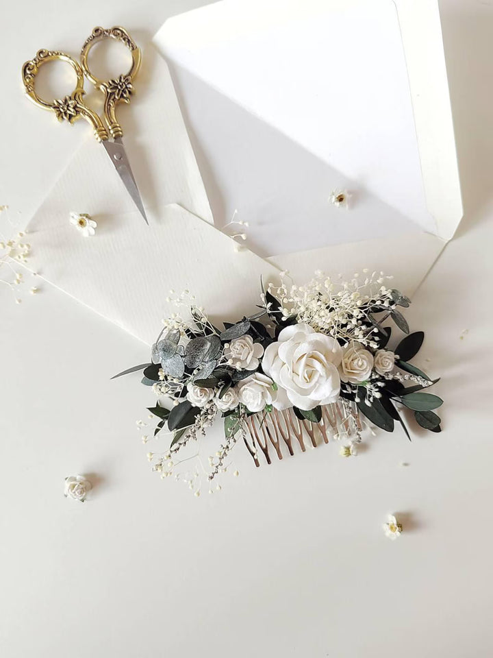 Weiß-grünes Eukalyptus-Brautset – Brautstrauß, Brautjungfernsträuße, Haarkämme, Anstecker, Blumenkränze, Stirnband, Armband und Gürtel