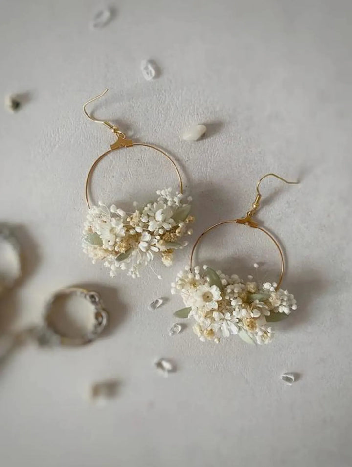 Minimalist Bridal Hair Comb & Statement Earrings Set – Preserved Flower Wedding Accessories