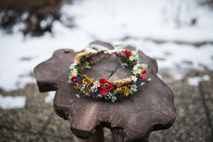 Poppy Wedding Set: Floral Wreath, Boutonnieres & Bridesmaid Bracelets – handmade floral hair accessory by magaela