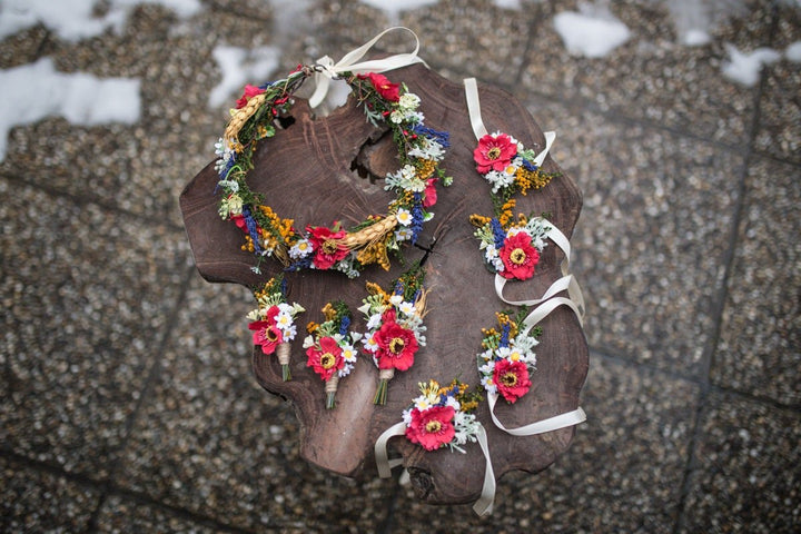 Poppy Wedding Set: Floral Wreath, Boutonnieres & Bridesmaid Bracelets – handmade floral hair accessory by magaela