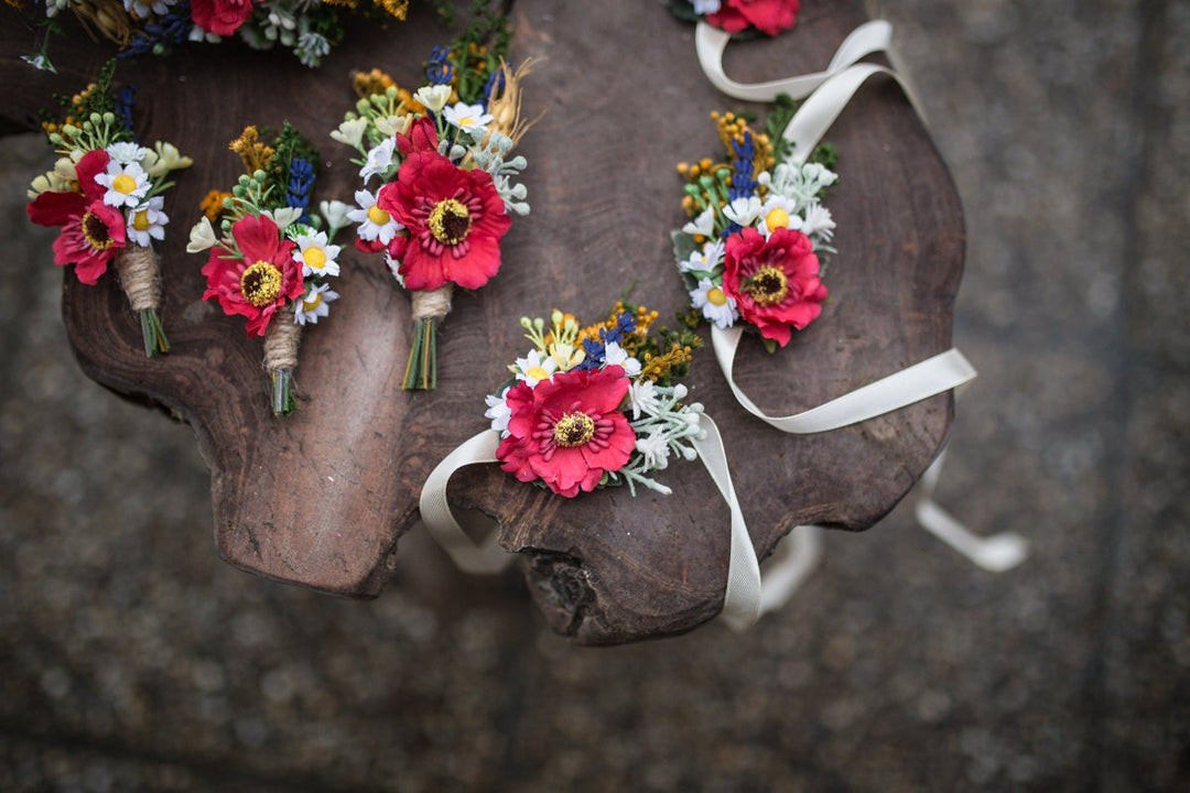 Poppy Wedding Set: Floral Wreath, Boutonnieres & Bridesmaid Bracelets – handmade floral hair accessory by magaela