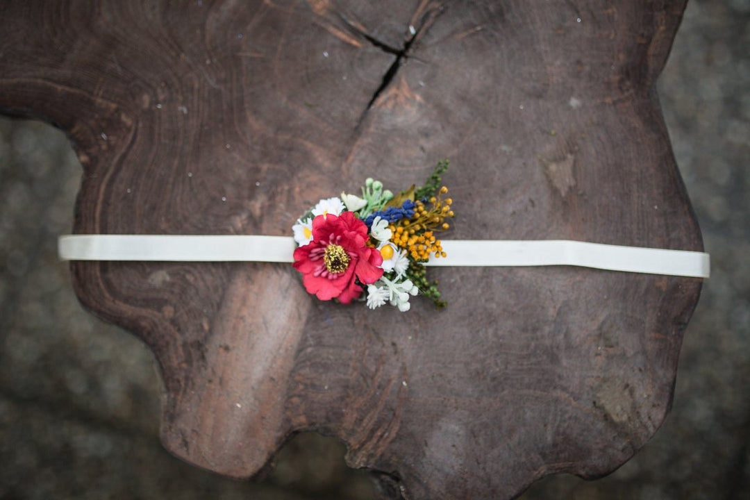 Poppy Wedding Set: Floral Wreath, Boutonnieres & Bridesmaid Bracelets – handmade floral hair accessory by magaela