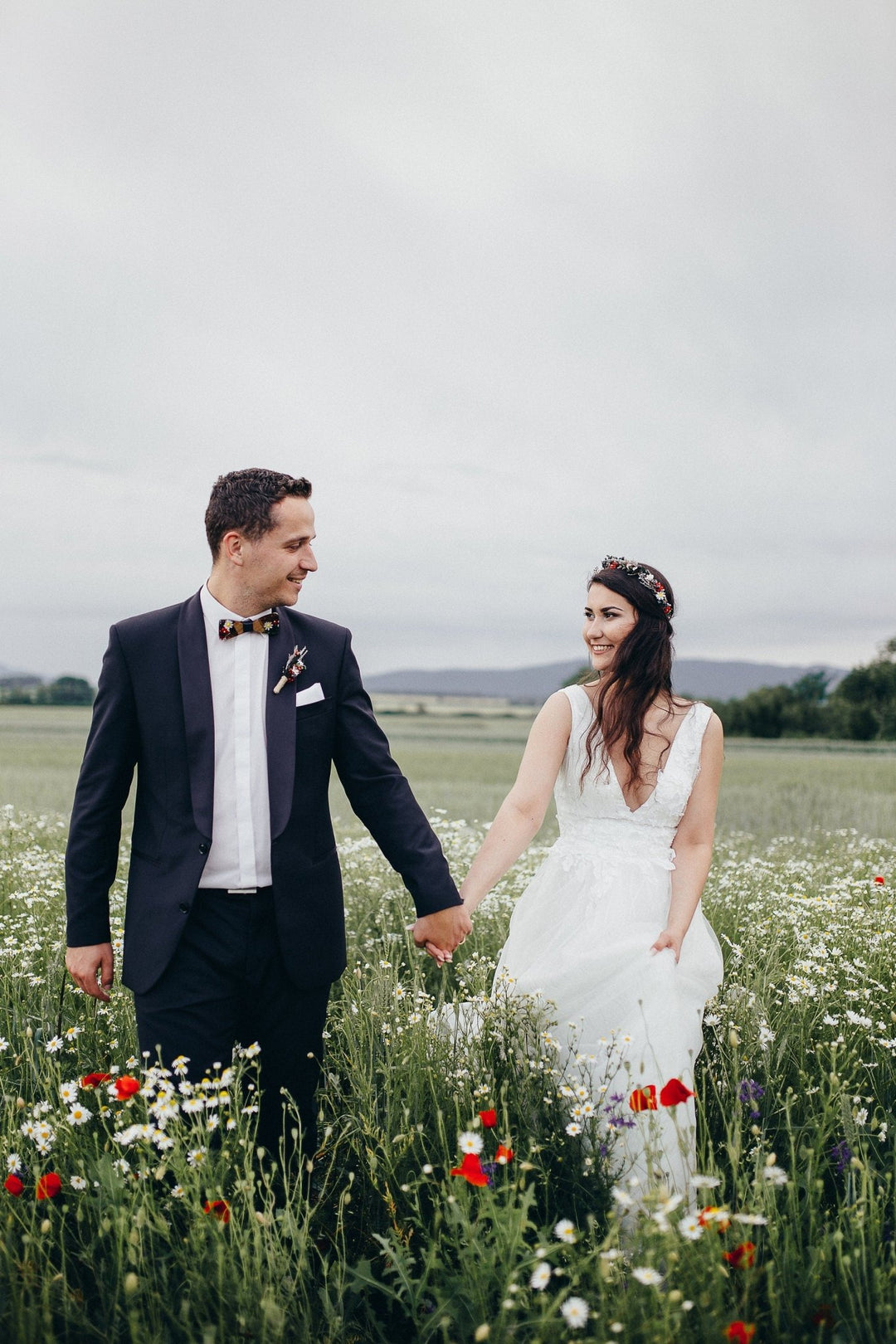 Floral Wooden Bow Tie: Folk Style Resin Wedding Accessory – handmade floral hair accessory by magaela