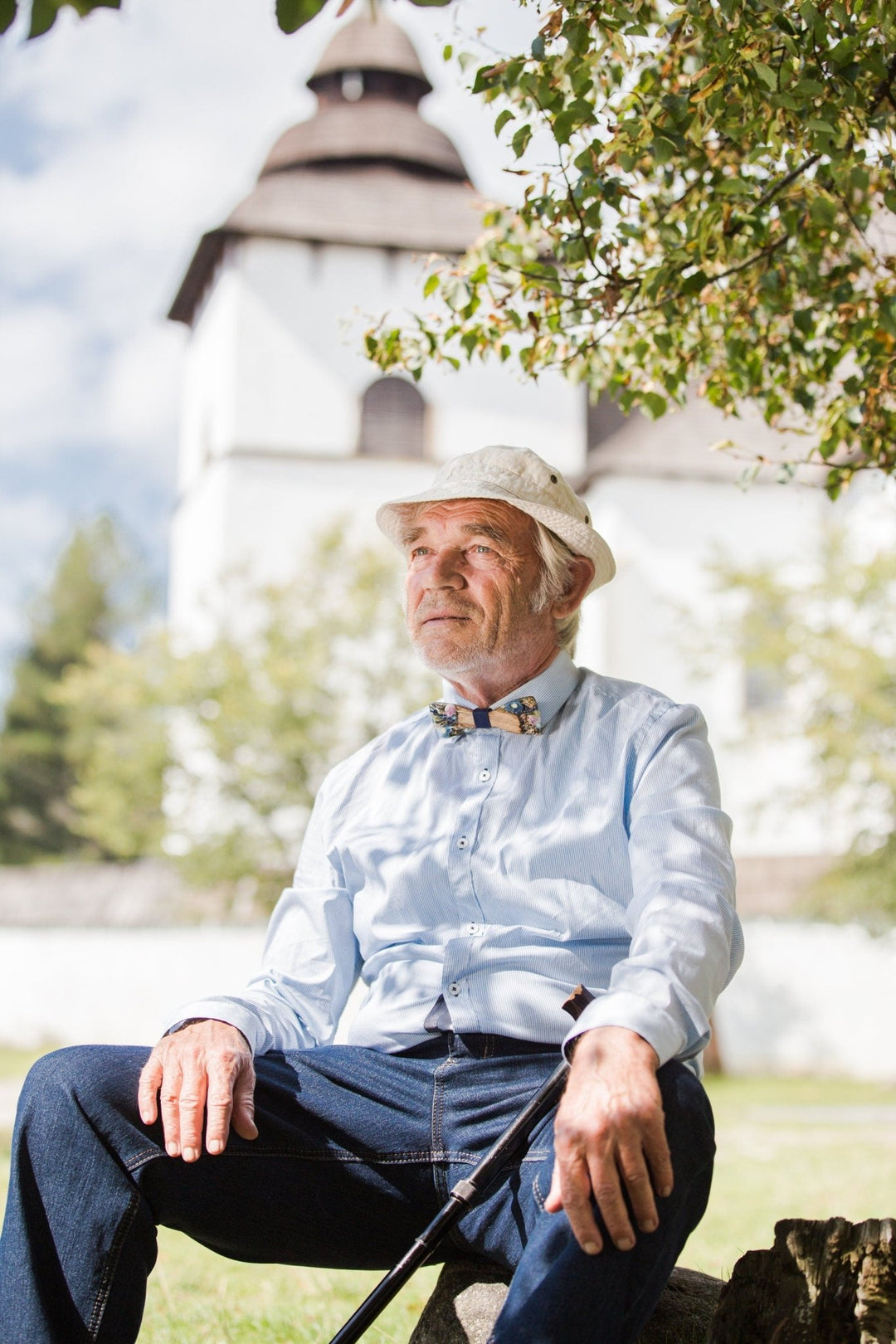 Floral Wooden Bow Tie: Resin Inlay, Men's Wedding Accessory – handmade floral hair accessory by magaela