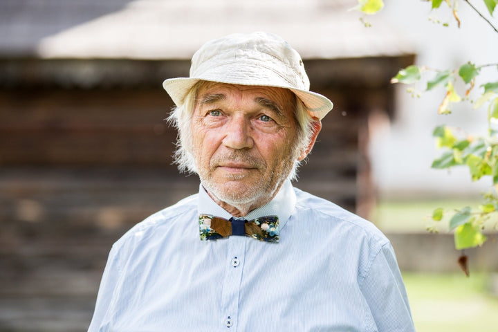 Floral Resin Wooden Bow Tie: Lavender Rose Wedding Accessory – handmade floral hair accessory by magaela