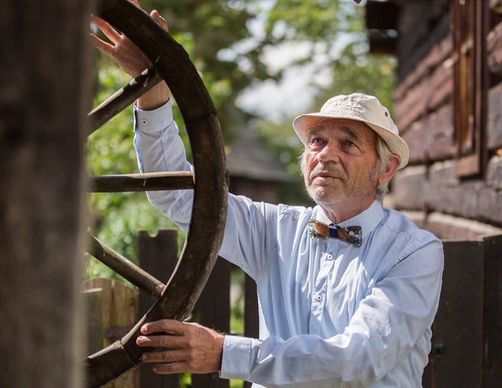Floral Resin Wooden Bow Tie: Lavender Rose Wedding Accessory – handmade floral hair accessory by magaela