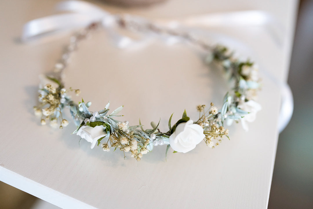 Floral Hair Crown: First Communion White Rose Wreath – handmade floral hair accessory by magaela