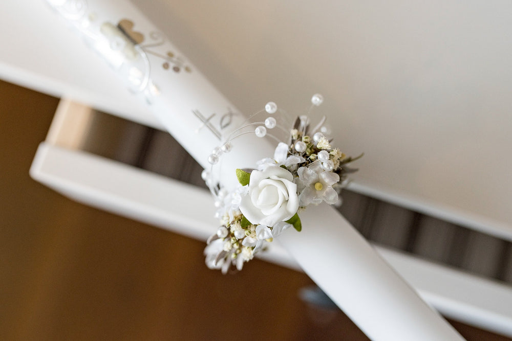 Floral Candle Decoration: First Holy Communion, Pearls, Handmade – handmade floral hair accessory by magaela