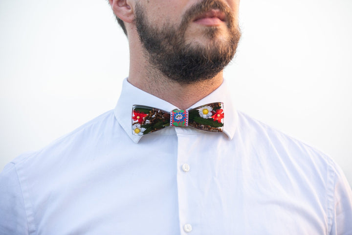 Floral Resin Wooden Bow Tie: Folk Wedding Accessory – handmade floral hair accessory by magaela