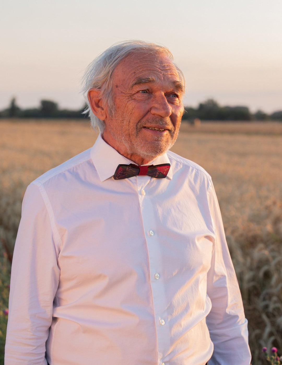 Burgundy Floral Wooden Bow Tie: Resin Wedding Necktie – handmade floral hair accessory by magaela