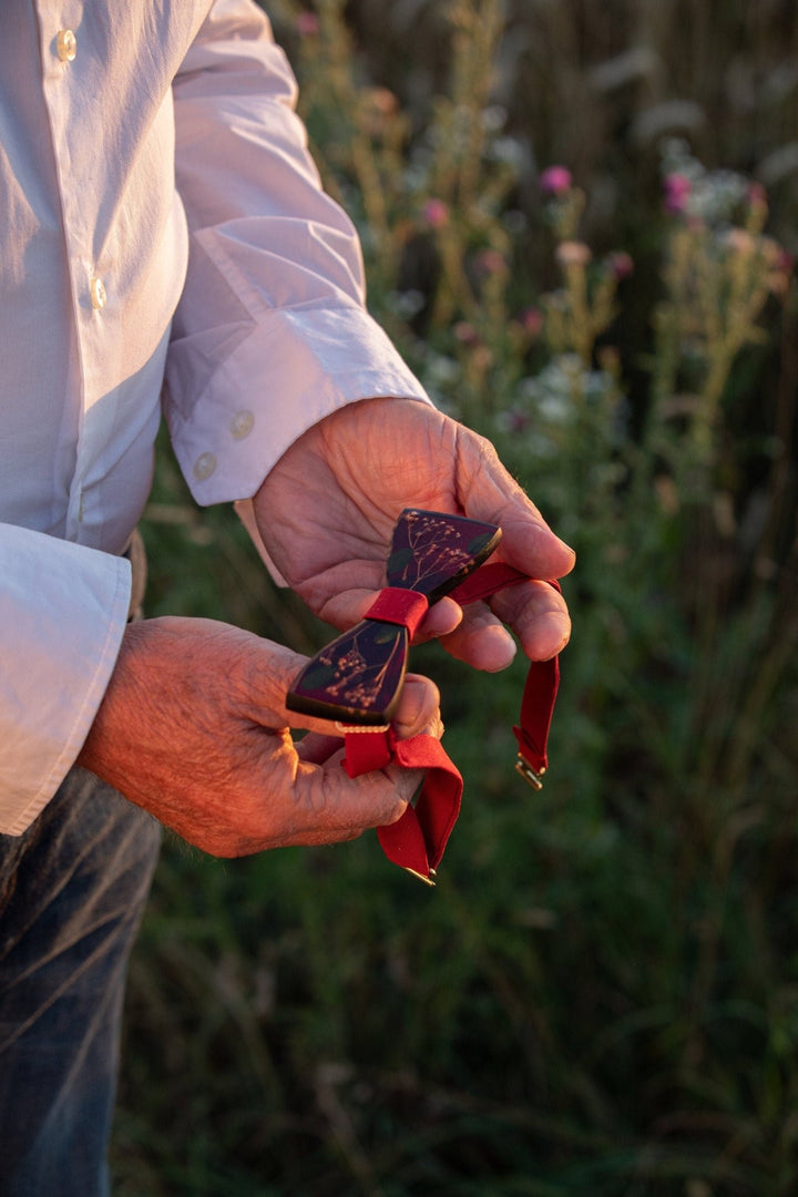 Burgundy Floral Wooden Bow Tie: Resin Wedding Necktie – handmade floral hair accessory by magaela