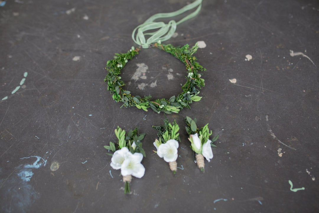 Preserved Greenery Wedding Wreath: Natural Leaf Hair Crown – handmade floral hair accessory by magaela