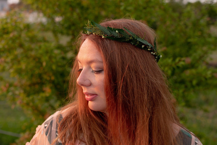 Fern Wedding Crown: Greenery Bridal Hair Wreath, Woodland Style – handmade floral hair accessory by magaela