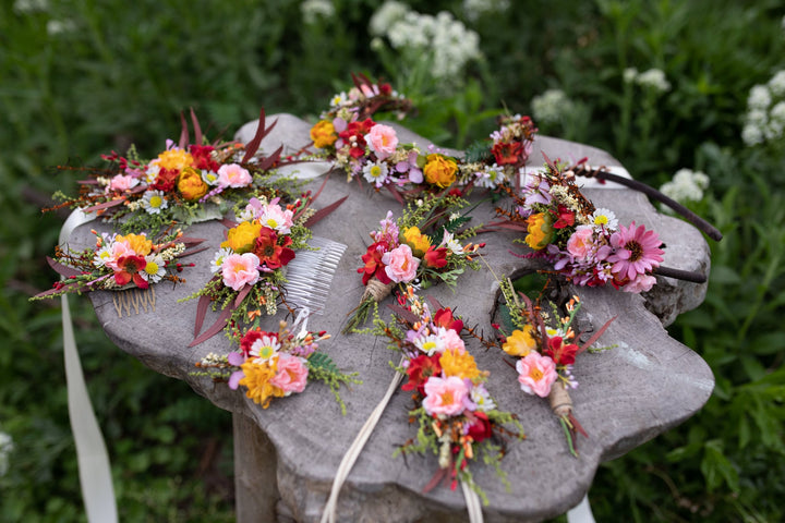 Summer Wedding Flower Hair Comb: Handmade Bridal Hair Accessory – handmade floral hair accessory by magaela