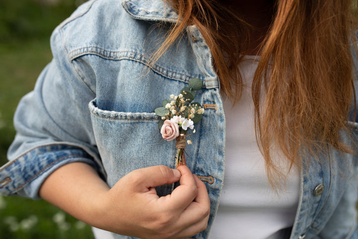 Dusty Pink Rose Boutonniere: Romantic Wedding Groomsmen Accessory – handmade floral hair accessory by magaela